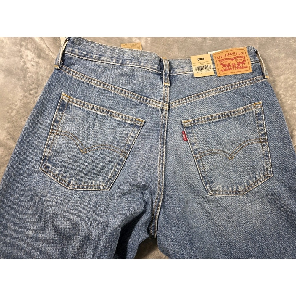 NWT Levi's Women's Mid-Rise 94's Baggy Straight Leg Blue Denim Jeans 30x31 - Picture 10 of 11